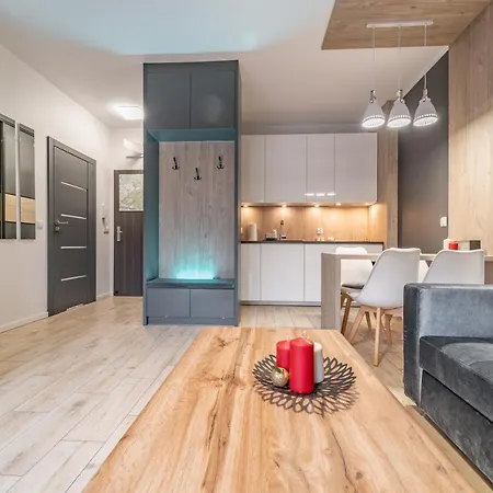 Apartment Pod Gondola *