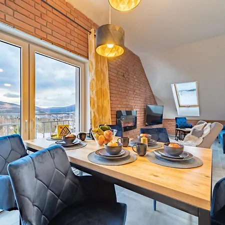 Apartment Pod Gondola *
