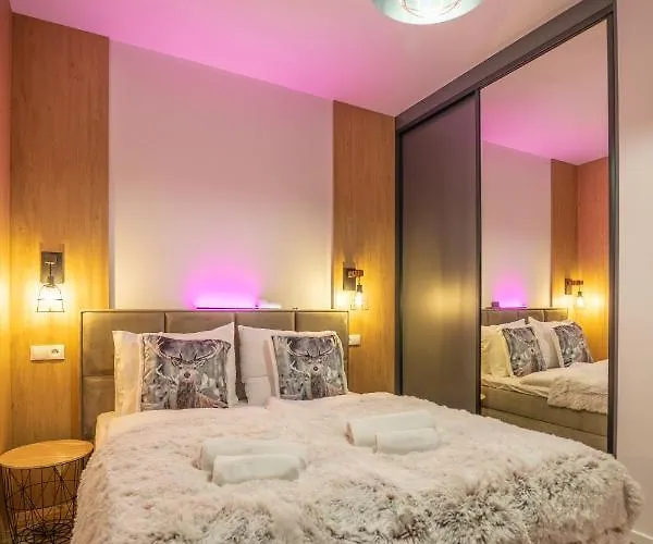 アパート Pod Gondola *